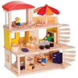 Woody Click Family Home