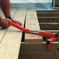 BoWrench Decking Tool straightens warped decking boards.